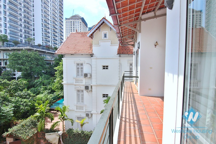 Hidden gem - a splendid villa swimming pool and garden for rent in Tay Ho
