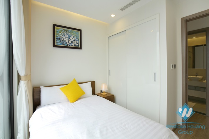 A delightful apartment for rent in Vinhomes Metropolis