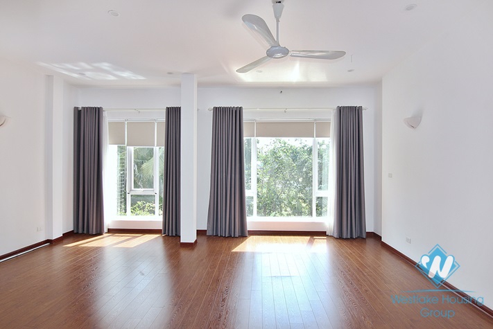 Hidden gem - a splendid villa swimming pool and garden for rent in Tay Ho