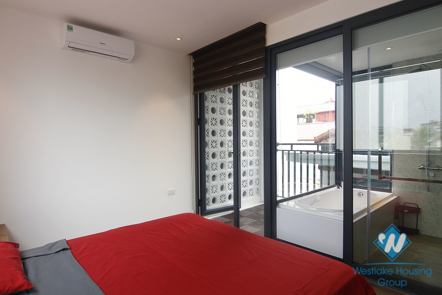 An appealing 1 bedroom apartment for rent on Hoang Hoa Tham street