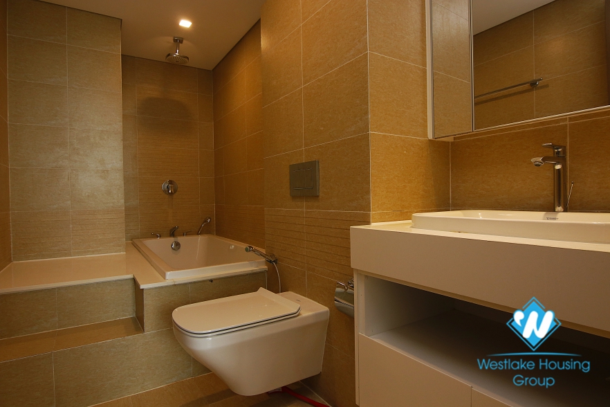 A beautiful 2 bedroom apartment for rent in Vinhomes Metropolis