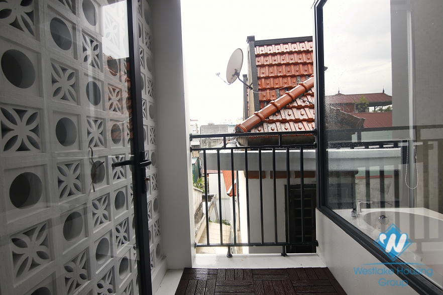 An appealing 1 bedroom apartment for rent on Hoang Hoa Tham street