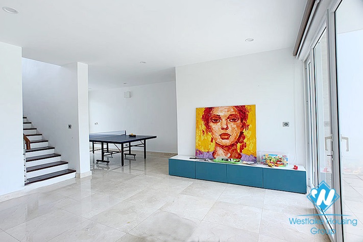 Enormous villa with private back yard for rent in Ciputra