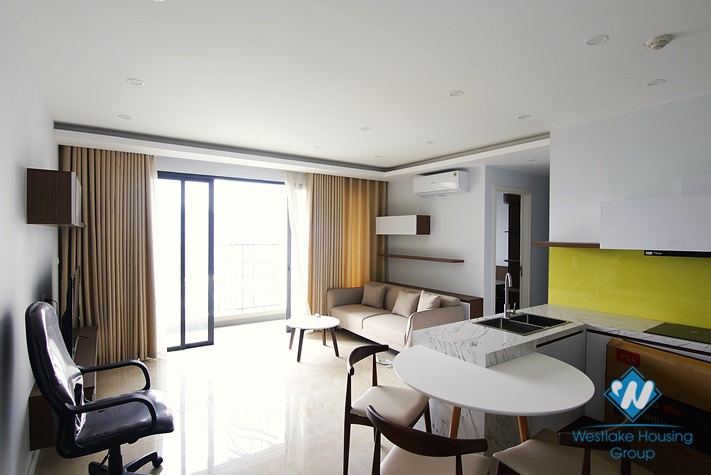 Beautiful 3 bedrooms in D'Capital building, Tran Duy Hung st for rent 