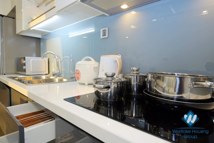 Lovely apartment for rent in Vinhome Metropolis, Ba Dinh