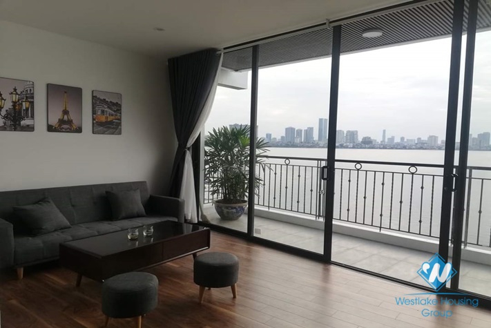 Lake view serviced apartment for rent in Yen Phu village, Tay Ho