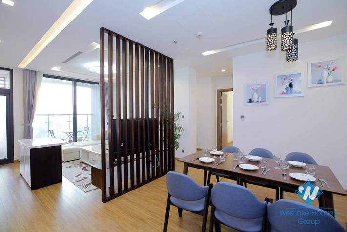 Lovely apartment for rent in Vinhome Metropolis, Ba Dinh