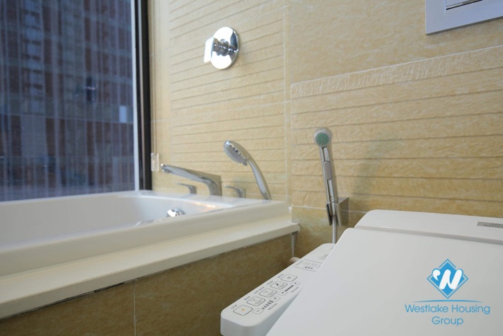 Lovely apartment for rent in Vinhome Metropolis, Ba Dinh