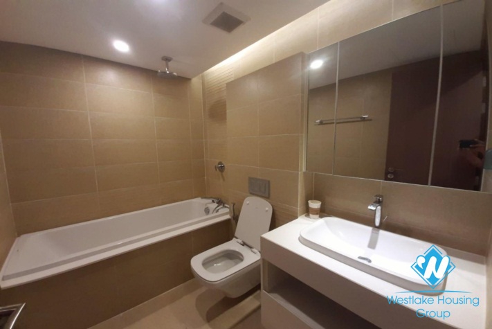 An affordable 2 bedroom apartment for rent in Vinhomes Metropolis