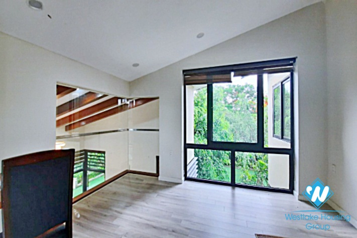  Luxury nice furnished garden house to lease in Tay Ho An Duong