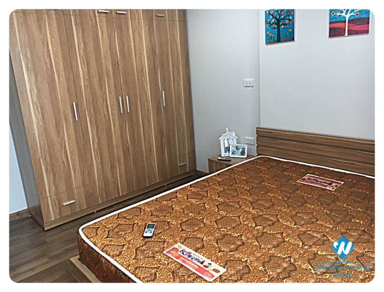 Cheap 3-bedroom apartment in Goldmark City