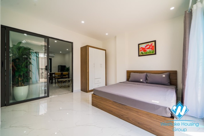 Clean and quiet apartment for rent in Dong Da District