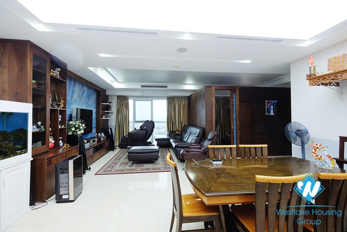 A delightful and cozy 3 bedroom apartment rental in Ciputra L Building