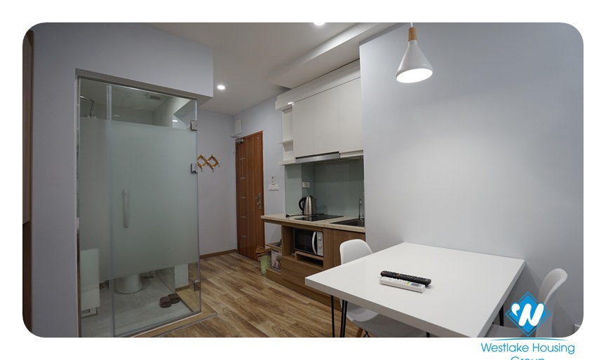 Lovely studio apartment on Dao Tan Str