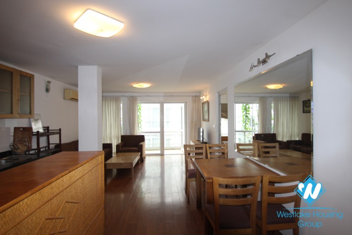 Lovely apartment for rent on the 3rd floor in Xuan Dieu, Ha Noi