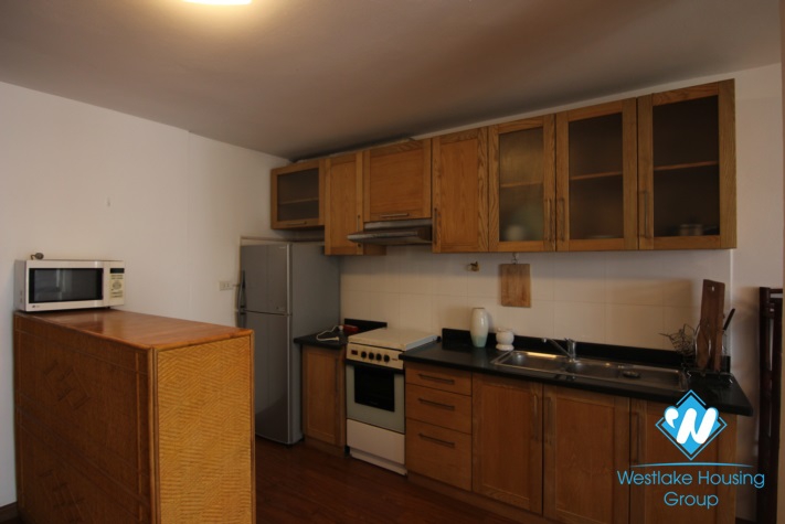 Lovely apartment for rent on the 3rd floor in Xuan Dieu, Ha Noi