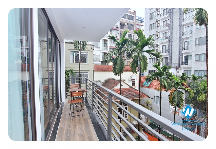 Modern and spacious 1-bedroom on To Ngoc Van Str. 