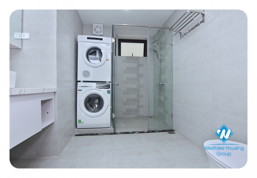 Modern and spacious 1-bedroom on To Ngoc Van Str. 