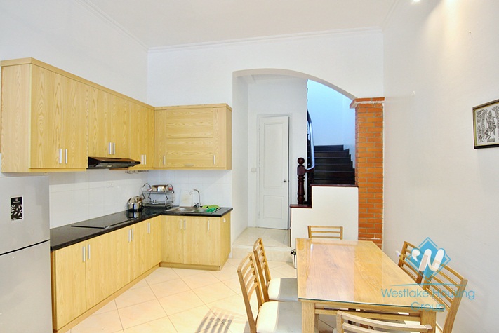An afforable 3 bedroom house for rent in Xuan dieu, Tay ho, Ha noi