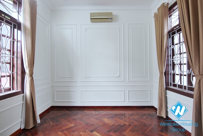 Unfurnished house is available for rent in Tay Ho, Hanoi
