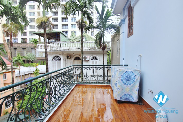 Unfurnished house is available for rent in Tay Ho, Hanoi