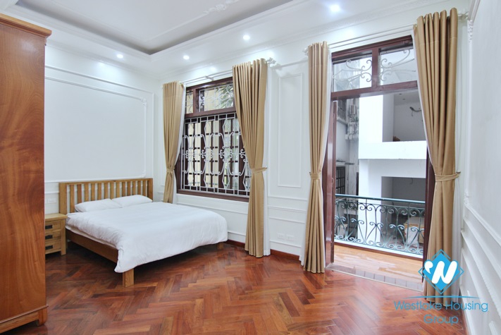 Unfurnished house is available for rent in Tay Ho, Hanoi