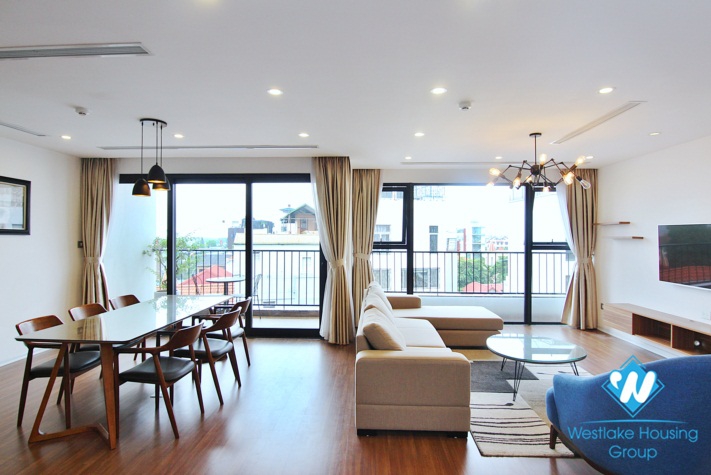 Luxury stylish furnished and spacious 4 bedroom apartment for rent in Tây Hồ