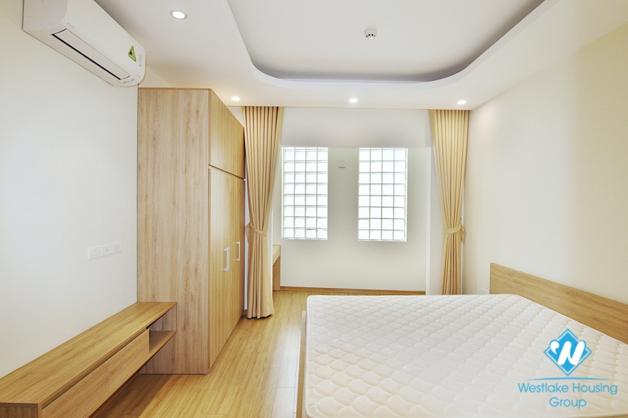 Gorgeous lake view apartment for rent on Quang An street, Tay Ho