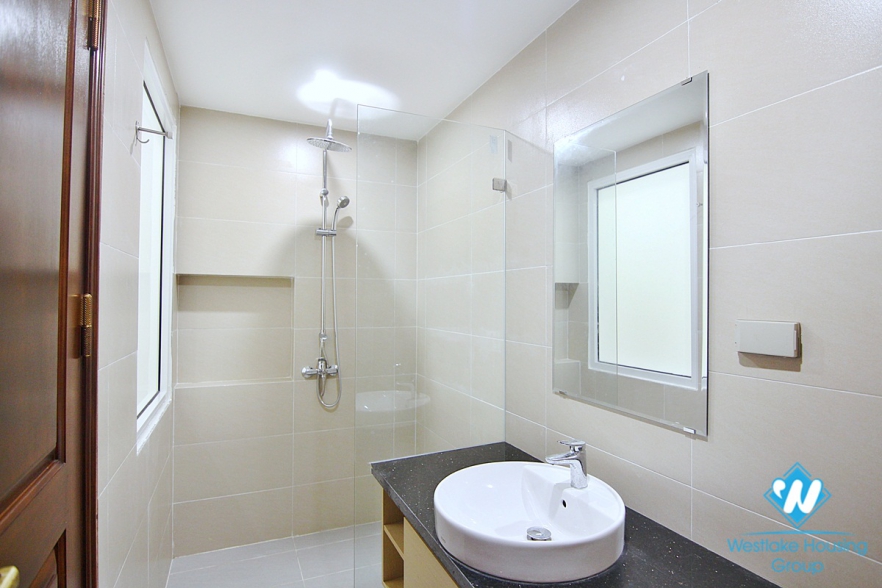 Gorgeous lake view apartment for rent on Quang An street, Tay Ho