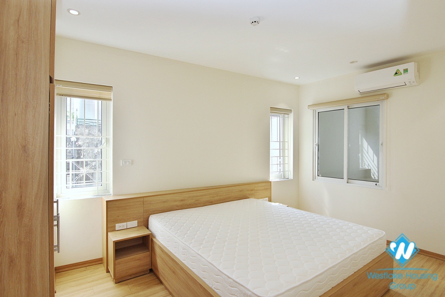 Gorgeous lake view apartment for rent on Quang An street, Tay Ho
