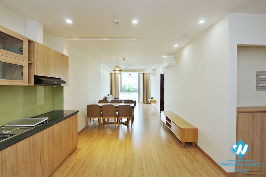 Gorgeous lake view apartment for rent on Quang An street, Tay Ho