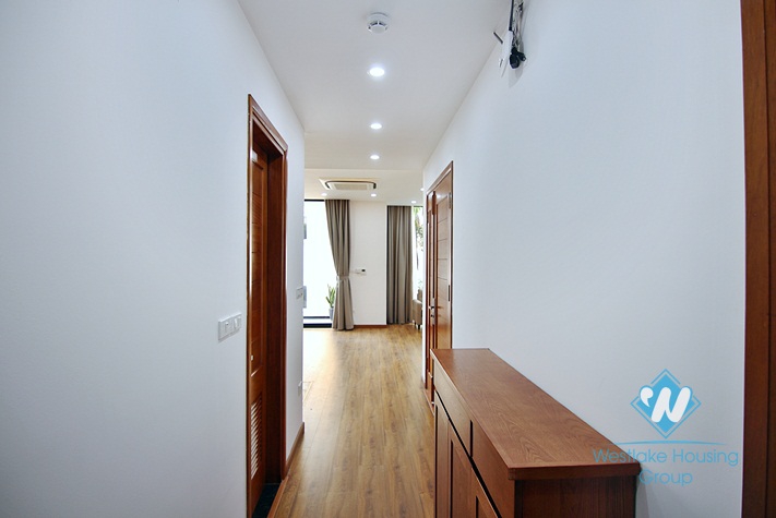 Brand new 2 bedroom apartment with lot of natural light in Xuan dieu, Tay ho, Ha noi