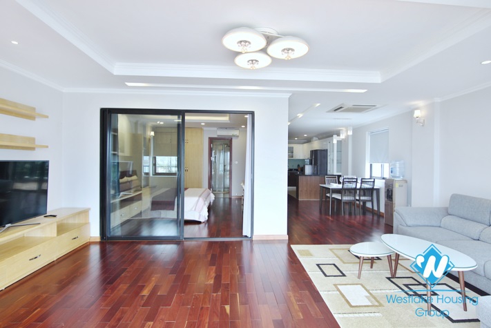 An extremely gorgeous 2 bedroom apartment for rent on Xuan Dieu street. 