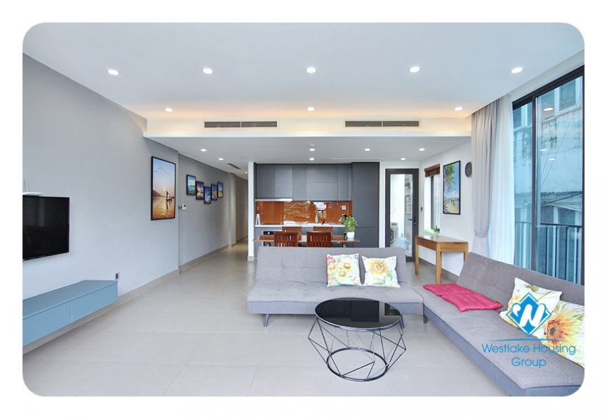 Beautiful bright 2-bedroom apartment on Tu Hoa Street, Tay Ho, Ha Noi