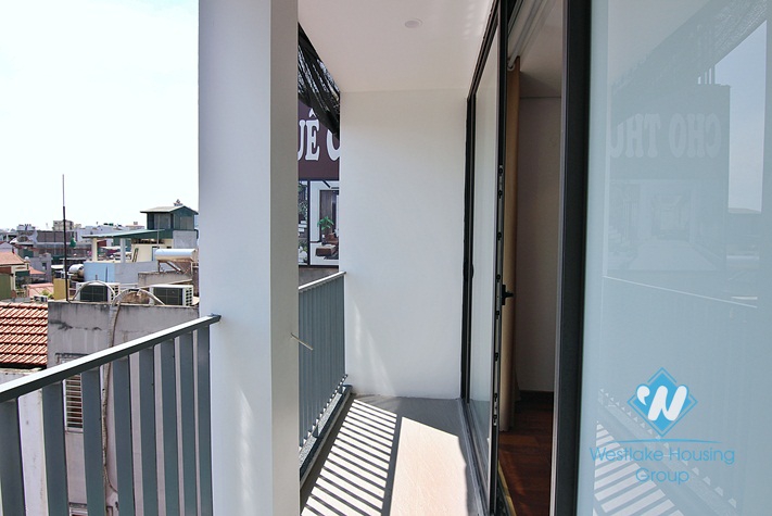 Newly and modern 2 bedroom apartment for rent in Tay ho, Ha noi