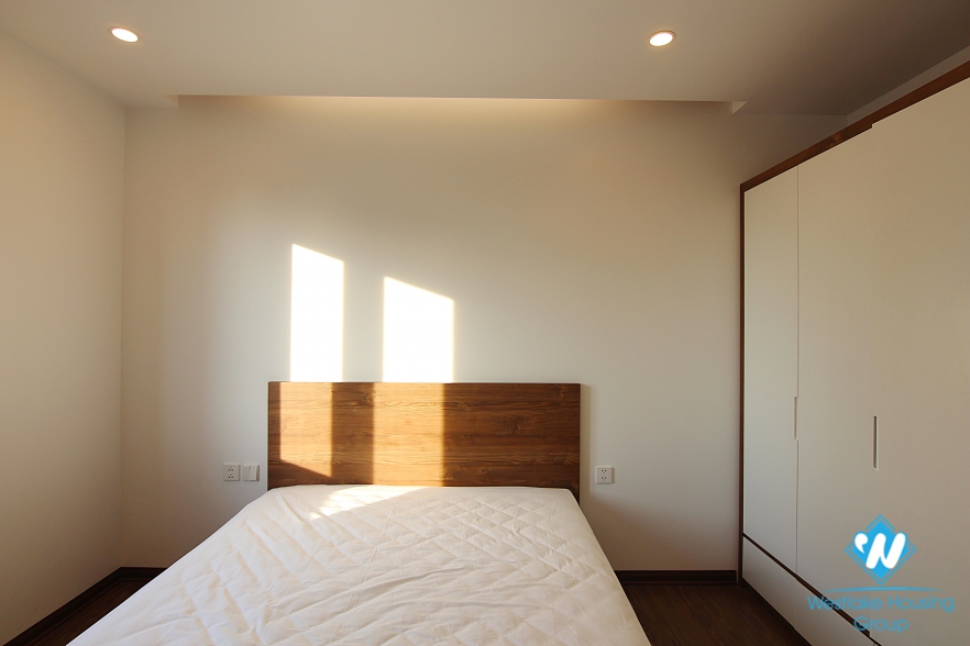  A Brand-new Beautiful view 2 bedroom Apartment in Tay Ho for rent