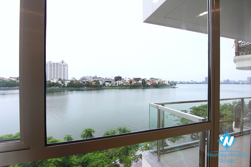 Gorgeous lake view apartment for rent on Quang An street, Tay Ho