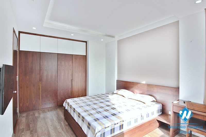 Absolutely stunning 1-bedroom apartment with a big balcony in Yen Phu 