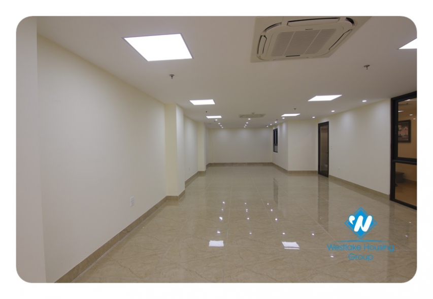 Brand new office in Dich Vong in a good location 