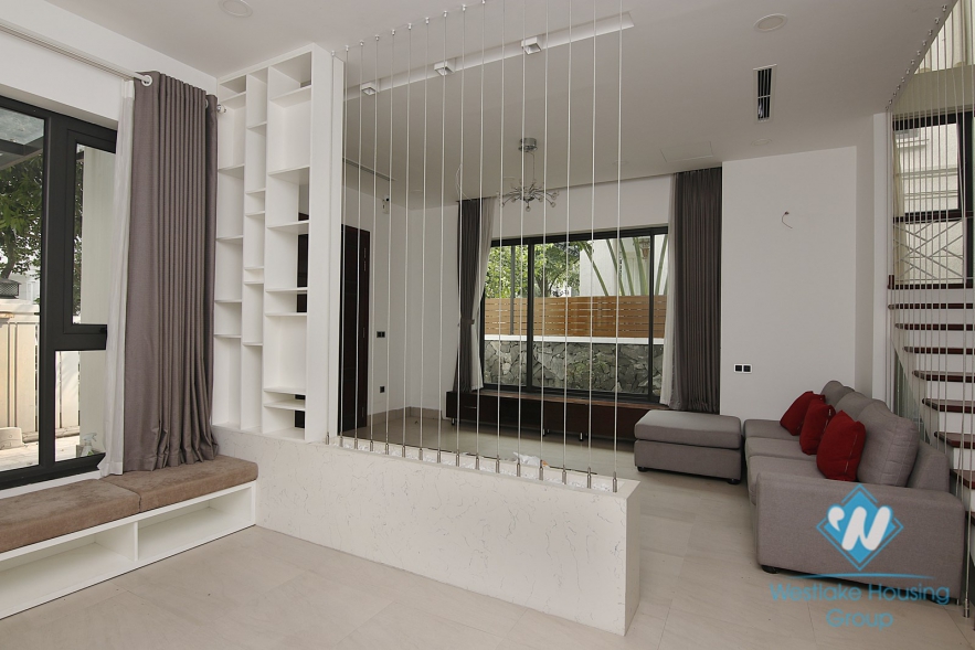 Beautiful four-bedroom townhouse villa in Vinhome Riverside near BIS international school