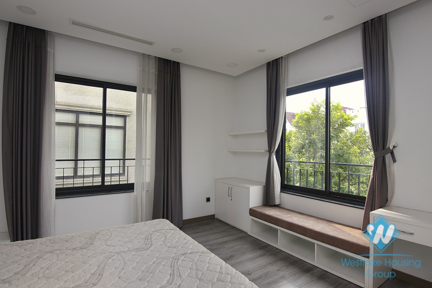 Beautiful four-bedroom townhouse villa in Vinhome Riverside near BIS international school