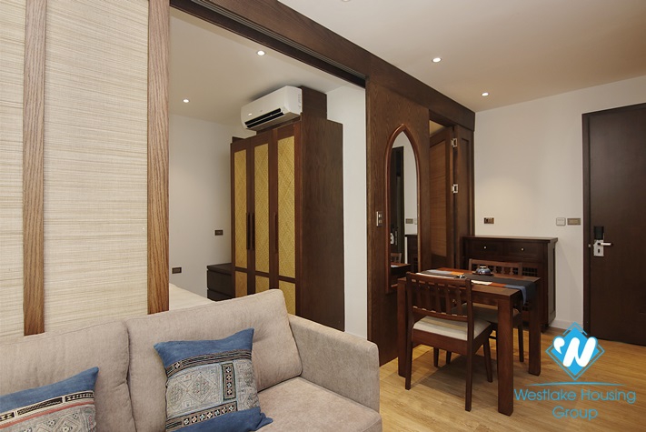 One bedroom apartment for rent in Hoan Kiem district, near Cua Dong street