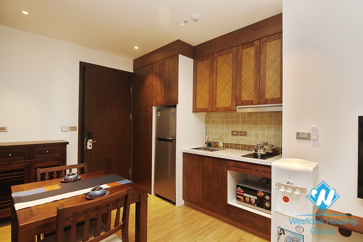 One bedroom apartment for rent in Hoan Kiem district, near Cua Dong street