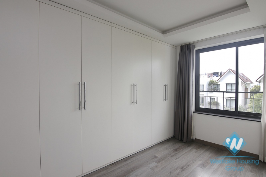 Beautiful four-bedroom townhouse villa in Vinhome Riverside near BIS international school