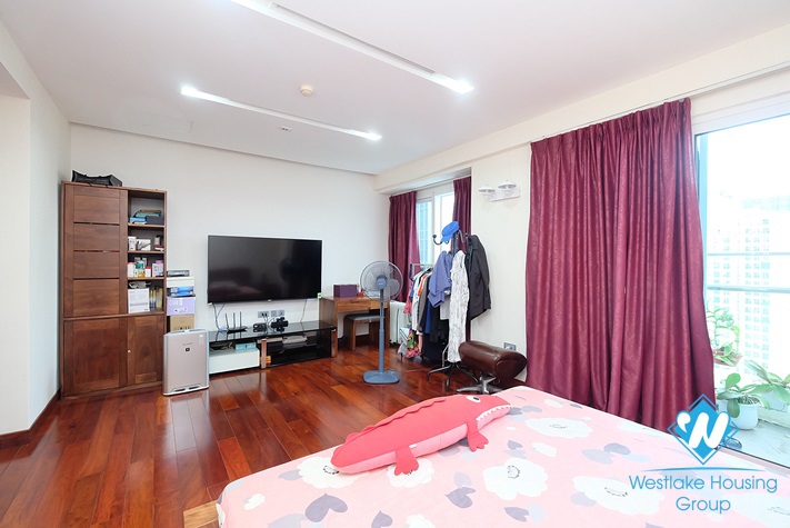 A delightful and cozy 3 bedroom apartment rental in Ciputra L Building