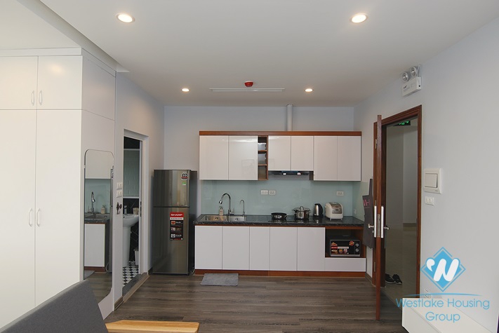 Bright studio for rent in Hoang Hoa Tham st, Ba Dinh