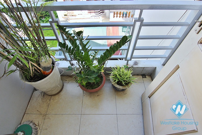 An affordable 4 bedrooms house for rent in Au Co st, Tay Ho