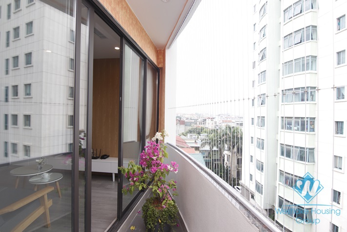 Brigh two bedrooms apartment for rent in Hoang Hoa Tham, Ba Dinh