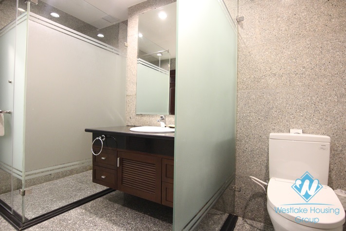 A splendid 3 bedroom apartment for rent in Fraser Suites, Tay Ho 