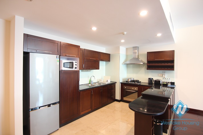 A splendid 3 bedroom apartment for rent in Fraser Suites, Tay Ho 